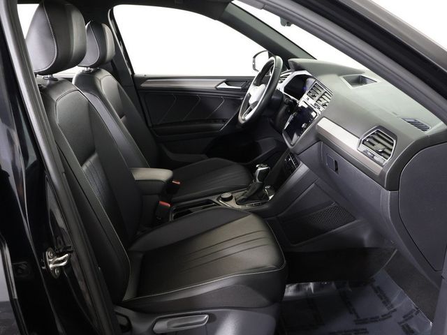 2023 Volkswagen Tiguan 2.0T SE R-Line Black 4MOTION - 22943636 - 30