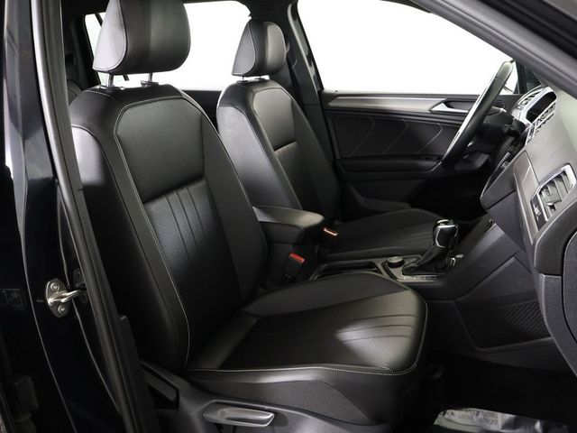 2023 Volkswagen Tiguan 2.0T SE R-Line Black 4MOTION - 22943636 - 32