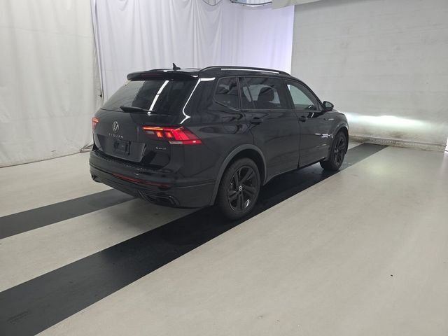 2023 Volkswagen Tiguan 2.0T SE R-Line Black 4MOTION - 22943636 - 3