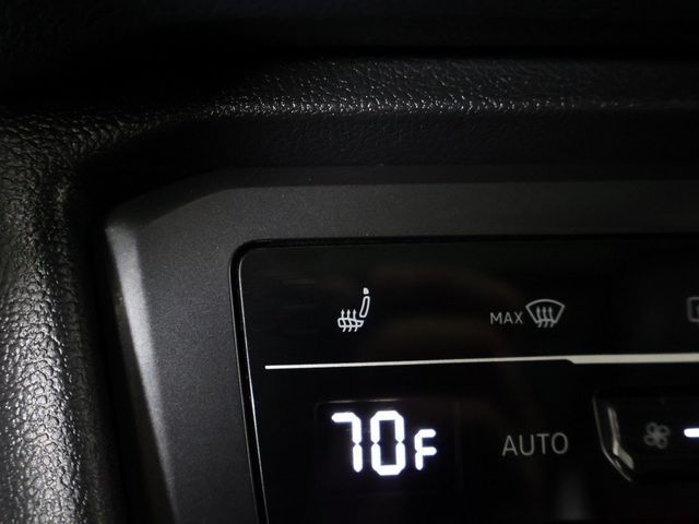 2023 Volkswagen Tiguan 2.0T SE R-Line Black 4MOTION - 22943636 - 49