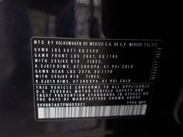 2023 Volkswagen Tiguan 2.0T SE R-Line Black 4MOTION - 22943636 - 50