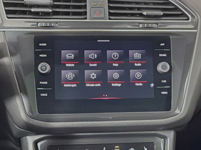 2023 Volkswagen Tiguan 2.0T SE R-Line Black 4MOTION - 23004681 - 13