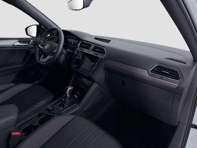 2023 Volkswagen Tiguan 2.0T SE R-Line Black 4MOTION - 23022537 - 29