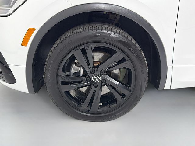 2023 Volkswagen Tiguan 2.0T SE R-Line Black 4MOTION - 23022537 - 31
