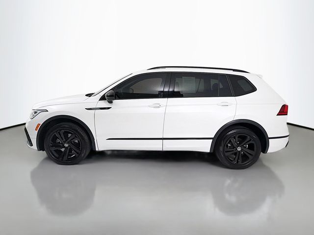 2023 Volkswagen Tiguan 2.0T SE R-Line Black 4MOTION - 23022537 - 3