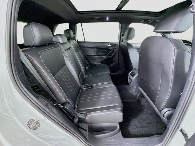 2023 Volkswagen Tiguan 2.0T SE R-Line Black 4MOTION - 23054206 - 25