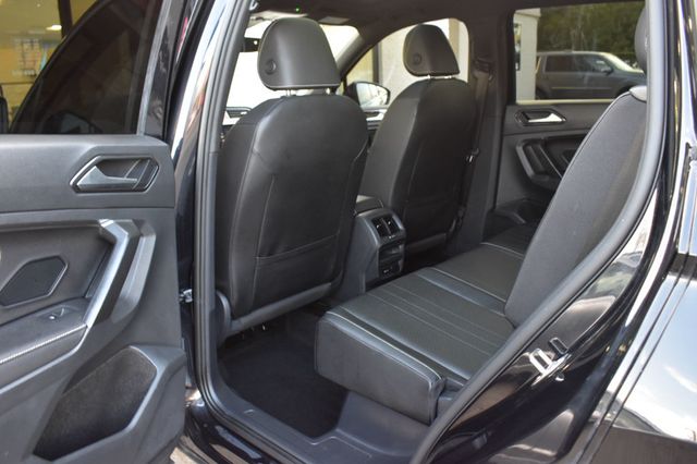 2023 Volkswagen Tiguan 2.0T SE R-Line Black FWD - 23075914 - 47