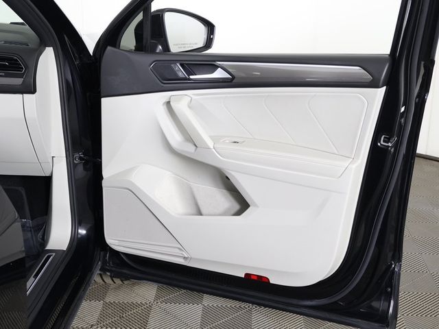 2023 Volkswagen Tiguan 2.0T SE R-Line Black FWD - 22991416 - 24