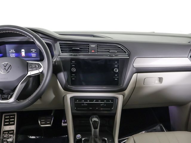 2023 Volkswagen Tiguan 2.0T SE R-Line Black FWD - 22991416 - 38