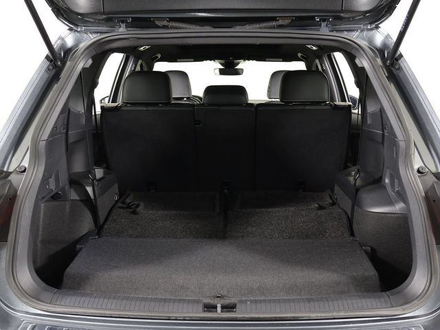 2023 Volkswagen Tiguan 2.0T SE R-Line Black FWD - 23043206 - 18