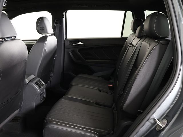 2023 Volkswagen Tiguan 2.0T SE R-Line Black FWD - 23043206 - 33