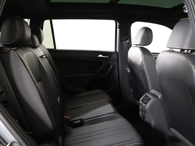 2023 Volkswagen Tiguan 2.0T SE R-Line Black FWD - 23043206 - 34