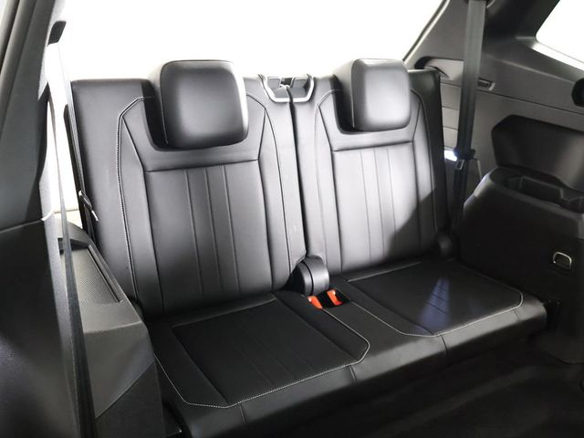 2023 Volkswagen Tiguan 2.0T SE R-Line Black FWD - 23043206 - 36