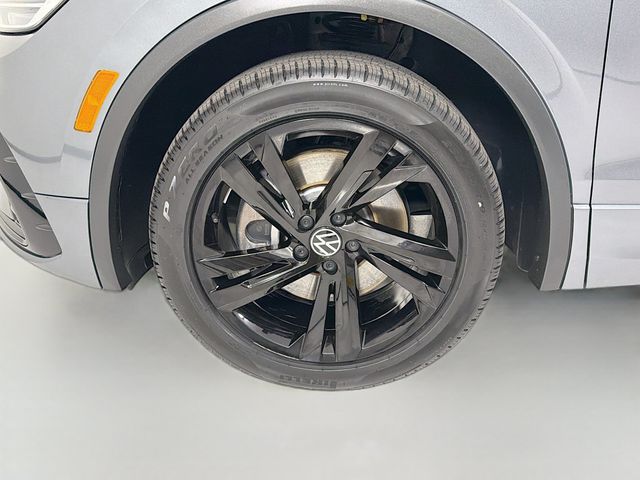 2023 Volkswagen Tiguan 2.0T SE R-Line Black FWD - 23040025 - 31