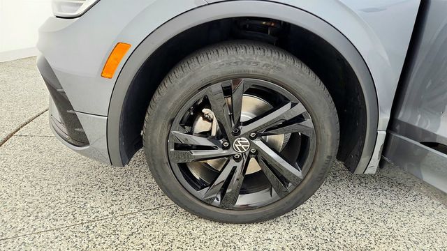 2023 Volkswagen Tiguan 2.0T SE R-Line Black FWD - 23063482 - 8