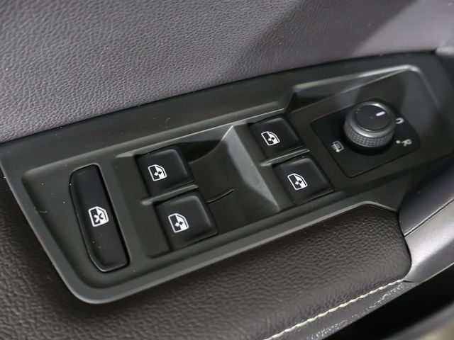 2023 Volkswagen Tiguan 2.0T S FWD - 22991400 - 35