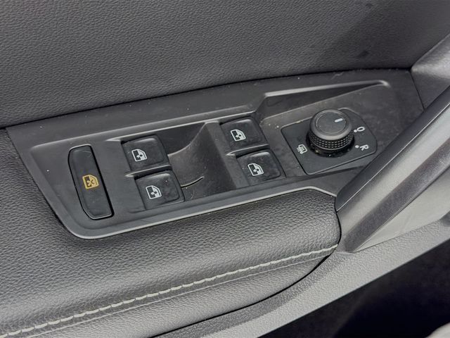 2023 Volkswagen Tiguan 2.0T S FWD - 23007473 - 17