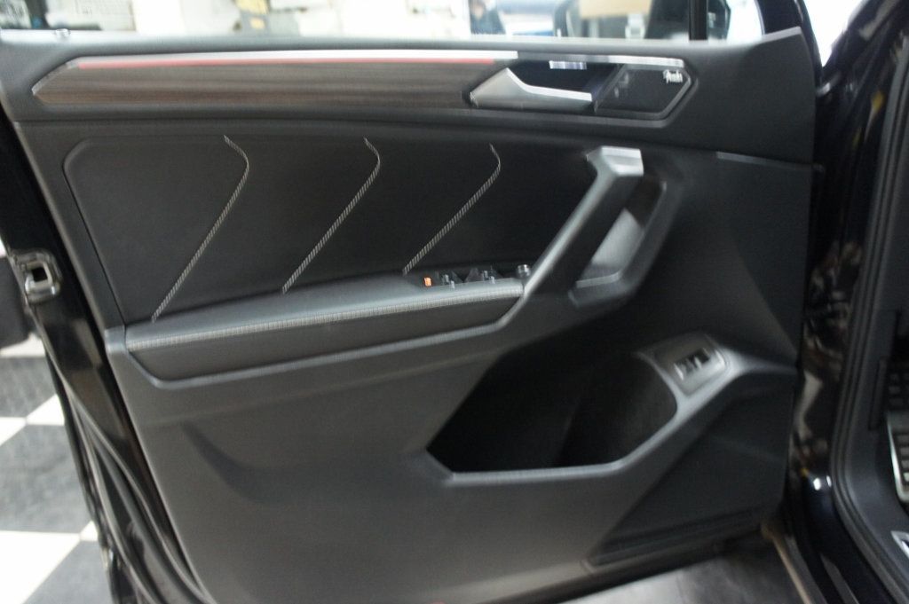 2023 Volkswagen Tiguan R-Line 4MOTION, Stunning - 22988928 - 25