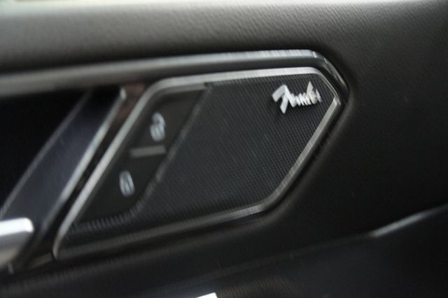 2023 Volkswagen Tiguan R-Line 4MOTION, Stunning - 22988928 - 26