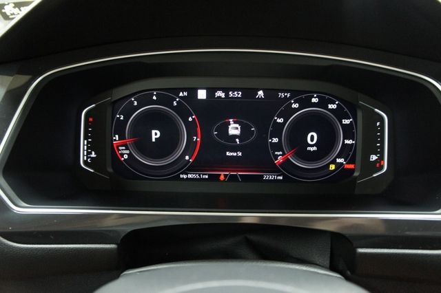 2023 Volkswagen Tiguan R-Line 4MOTION, Stunning - 22988928 - 29