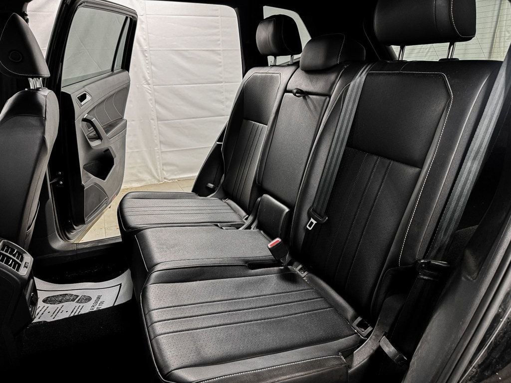 2023 Volkswagen Tiguan SE R-Line Black photo 7