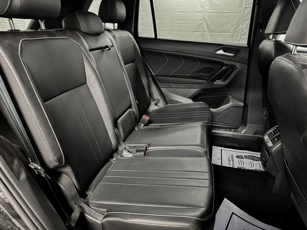 2023 Volkswagen Tiguan SE R-Line Black photo 8