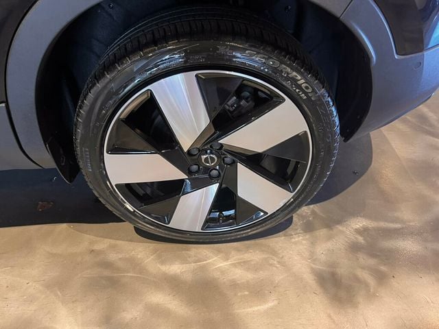 2023 Volvo C40 Recharge Pure Electric AWD/UltimatePkg/360Cam/AdapCruise/PanoRoof/HtdSteerWheel/NAV - 22988210 - 10