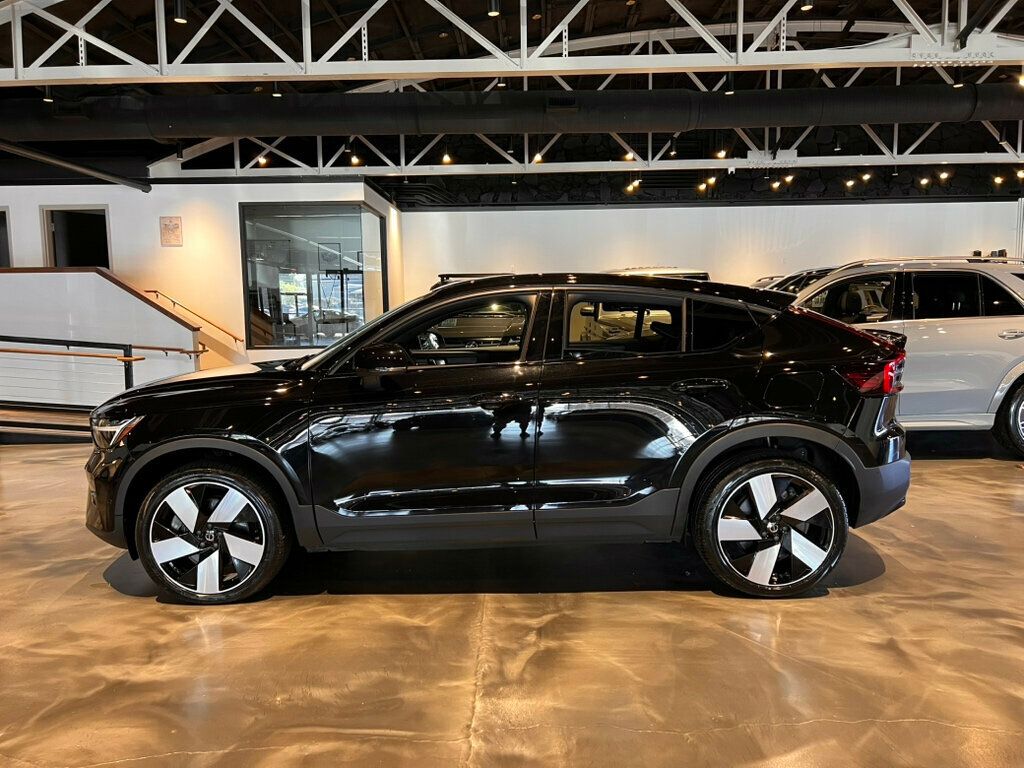 2023 Volvo C40 Recharge Pure Electric AWD/UltimatePkg/360Cam/AdapCruise/PanoRoof/HtdSteerWheel/NAV - 22988210 - 1