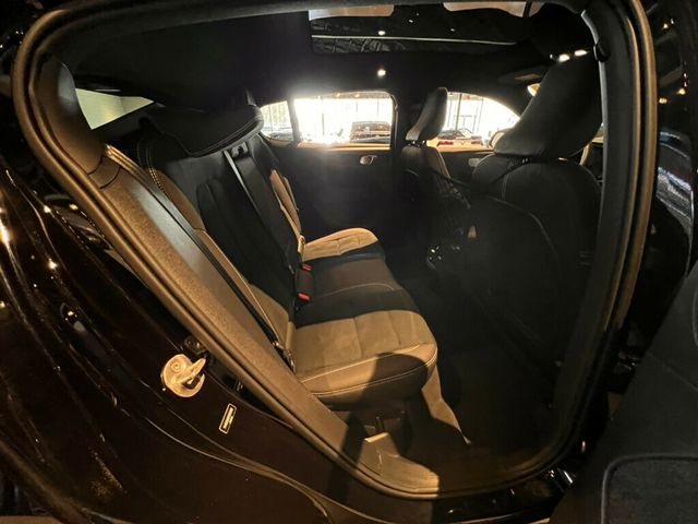 2023 Volvo C40 Recharge Pure Electric AWD/UltimatePkg/360Cam/AdapCruise/PanoRoof/HtdSteerWheel/NAV - 22988210 - 26