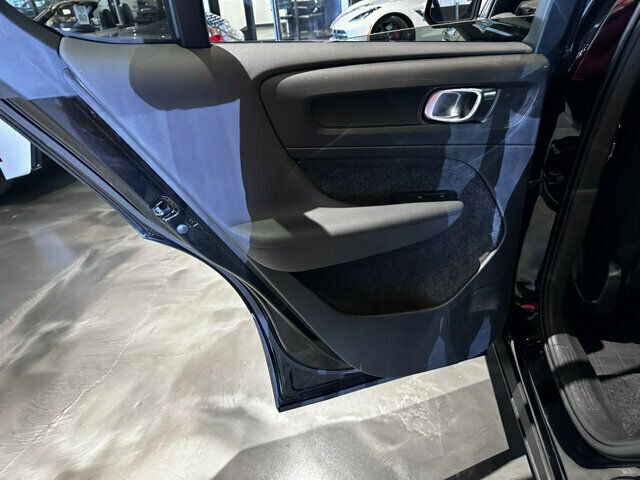 2023 Volvo C40 Recharge Pure Electric MSRP$60570/Recharge-Twin/Plus/ClimatePkg/360SurroundViewCam - 23051026 - 19
