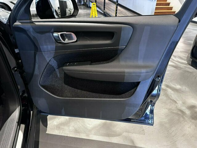2023 Volvo C40 Recharge Pure Electric MSRP$60570/Recharge-Twin/Plus/ClimatePkg/360SurroundViewCam - 23051026 - 26