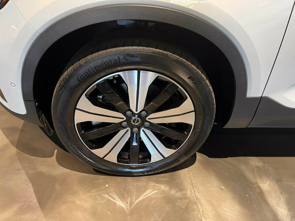 2023 Volvo C40 Recharge Pure Electric Twin/AWD/Plus/360Cam/PanoRoof/HtdSeats/NAV/AppleCarplay/LaneKeep - 23023476 - 9