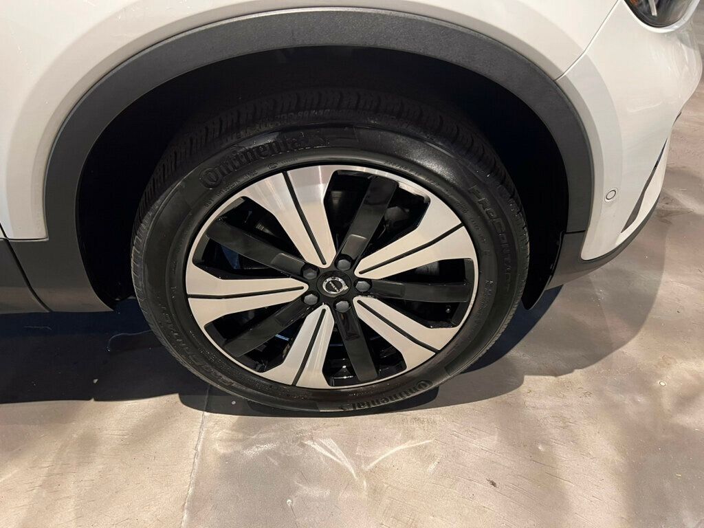 2023 Volvo C40 Recharge Pure Electric Twin/AWD/Plus/360Cam/PanoRoof/HtdSeats/NAV/AppleCarplay/LaneKeep - 23023476 - 12