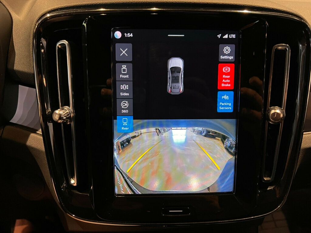 2023 Volvo C40 Recharge Pure Electric Twin/AWD/Plus/360Cam/PanoRoof/HtdSeats/NAV/AppleCarplay/LaneKeep - 23023476 - 19