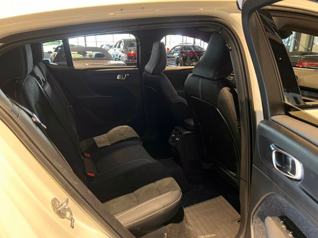 2023 Volvo C40 Recharge Pure Electric Twin/AWD/Plus/360Cam/PanoRoof/HtdSeats/NAV/AppleCarplay/LaneKeep - 23023476 - 25