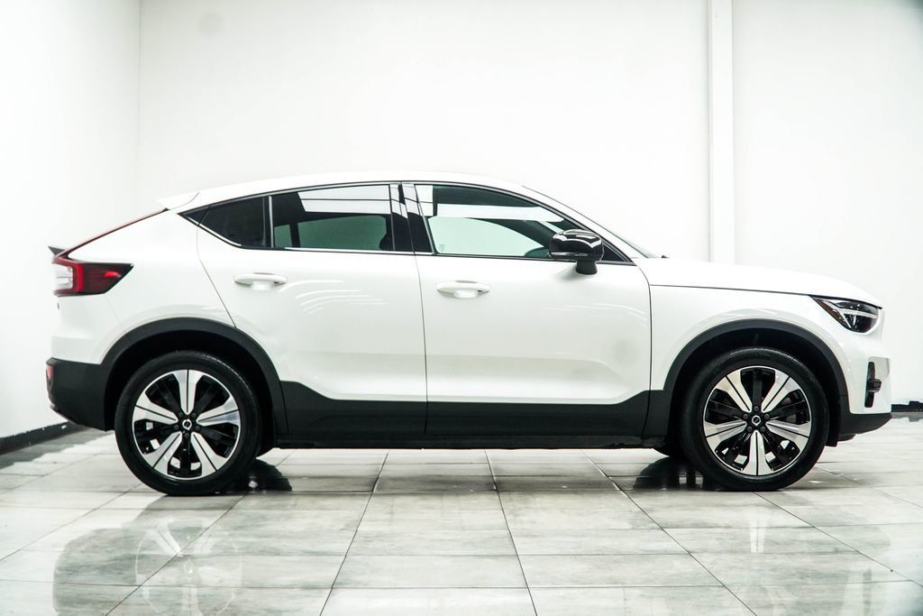 Volvo C40 photo 8