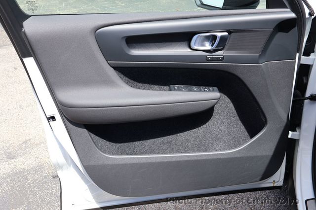 2023 Volvo C40 Recharge Pure Electric Twin eAWD Core - 23017117 - 10