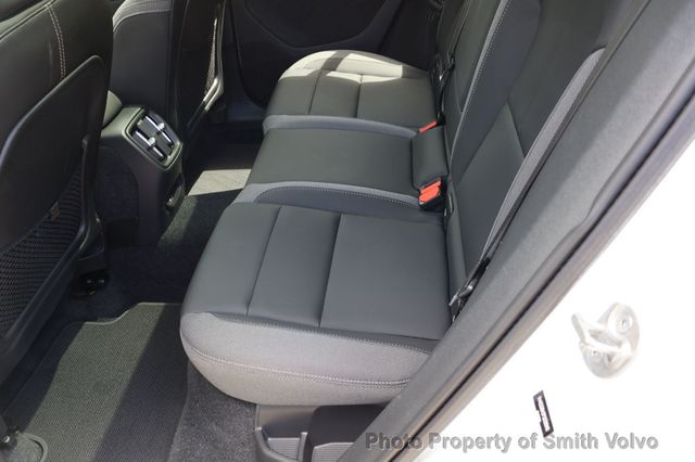 2023 Volvo C40 Recharge Pure Electric Twin eAWD Core - 23017117 - 13