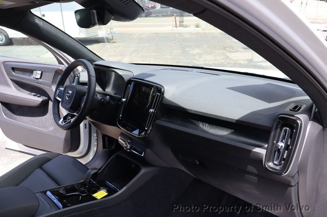 2023 Volvo C40 Recharge Pure Electric Twin eAWD Core - 23017117 - 16