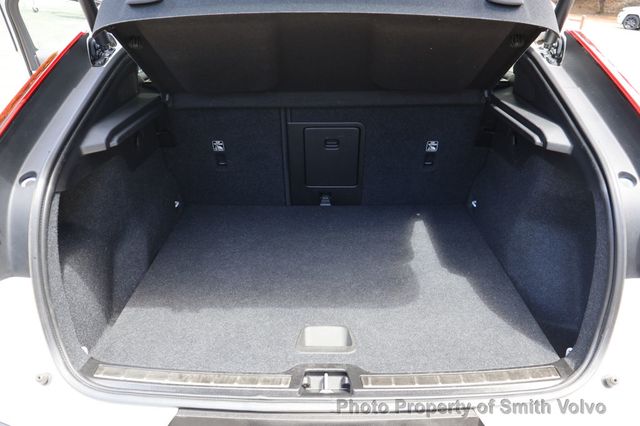 2023 Volvo C40 Recharge Pure Electric Twin eAWD Core - 23017117 - 22