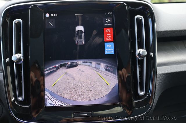 2023 Volvo C40 Recharge Pure Electric Twin eAWD Core - 23017117 - 24