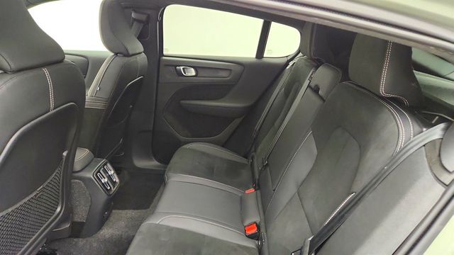 2023 Volvo C40 Recharge Pure Electric Twin eAWD Plus - 23044377 - 17
