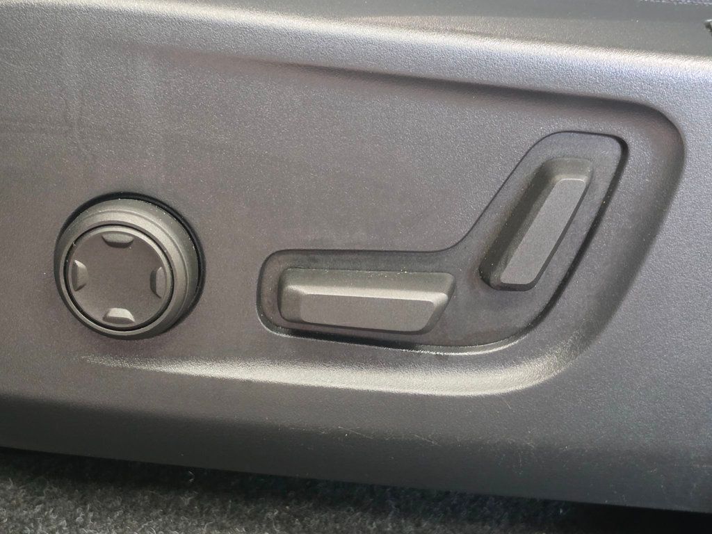 2023 Volvo C40 Recharge Pure Electric Twin eAWD Ultimate - 23062888 - 14
