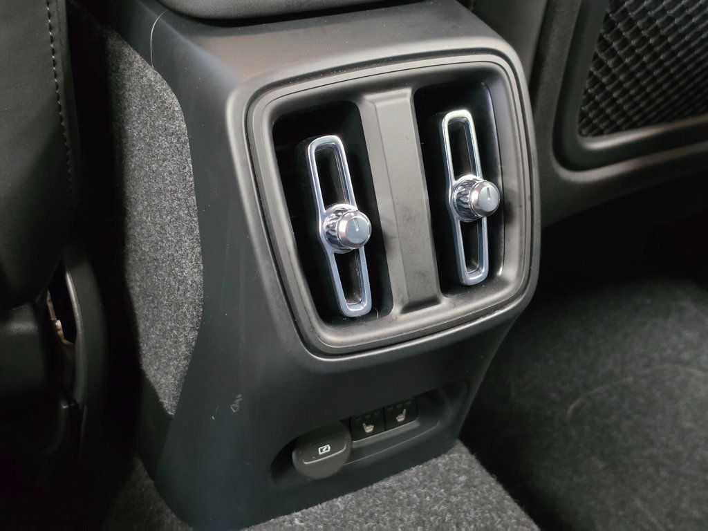 2023 Volvo C40 Recharge Pure Electric Twin eAWD Ultimate - 23062888 - 20