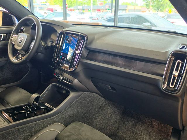 2023 Volvo C40 Recharge Pure Electric Twin eAWD Ultimate - 23062888 - 28