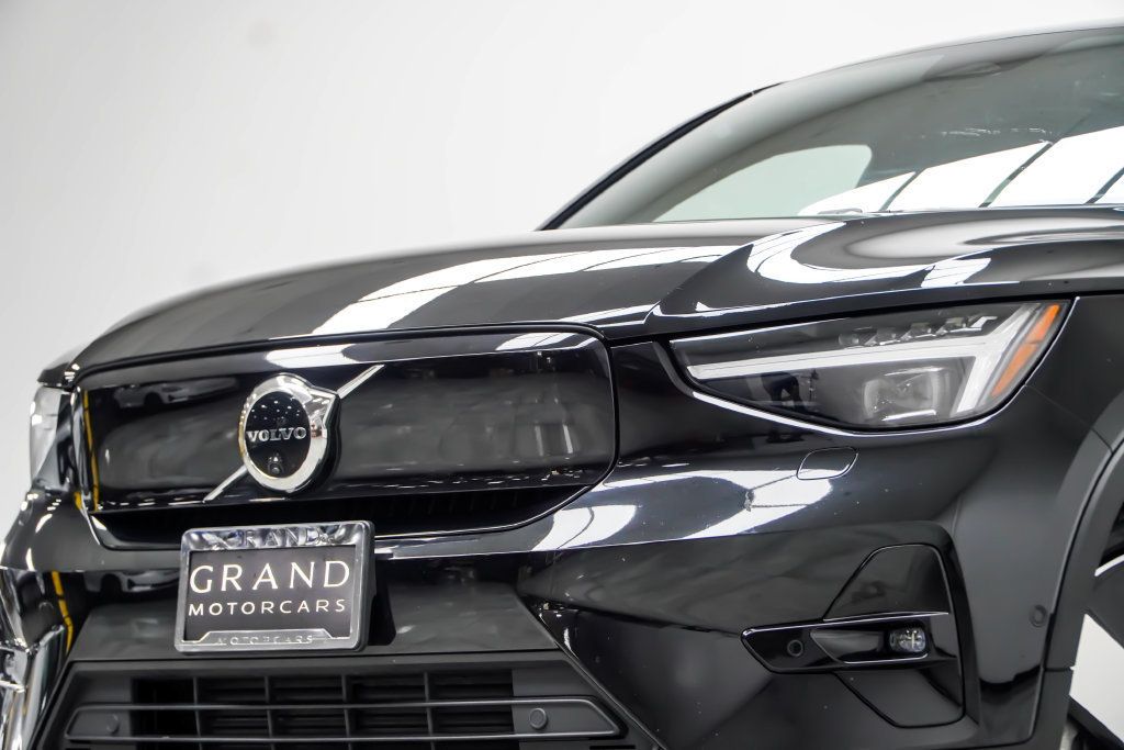 Volvo C40 photo 2