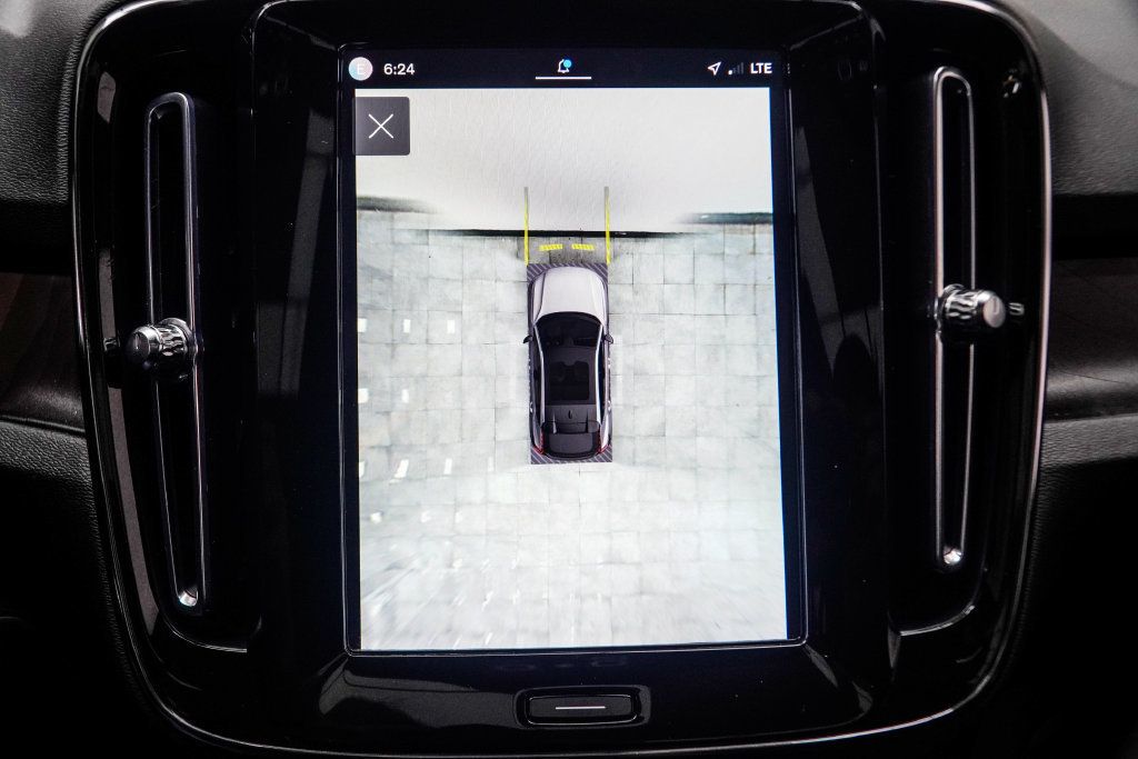 Volvo C40 photo 26