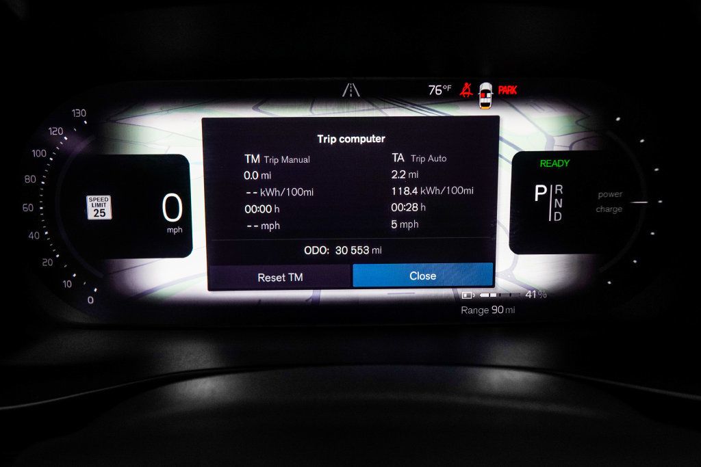 Volvo C40 photo 31