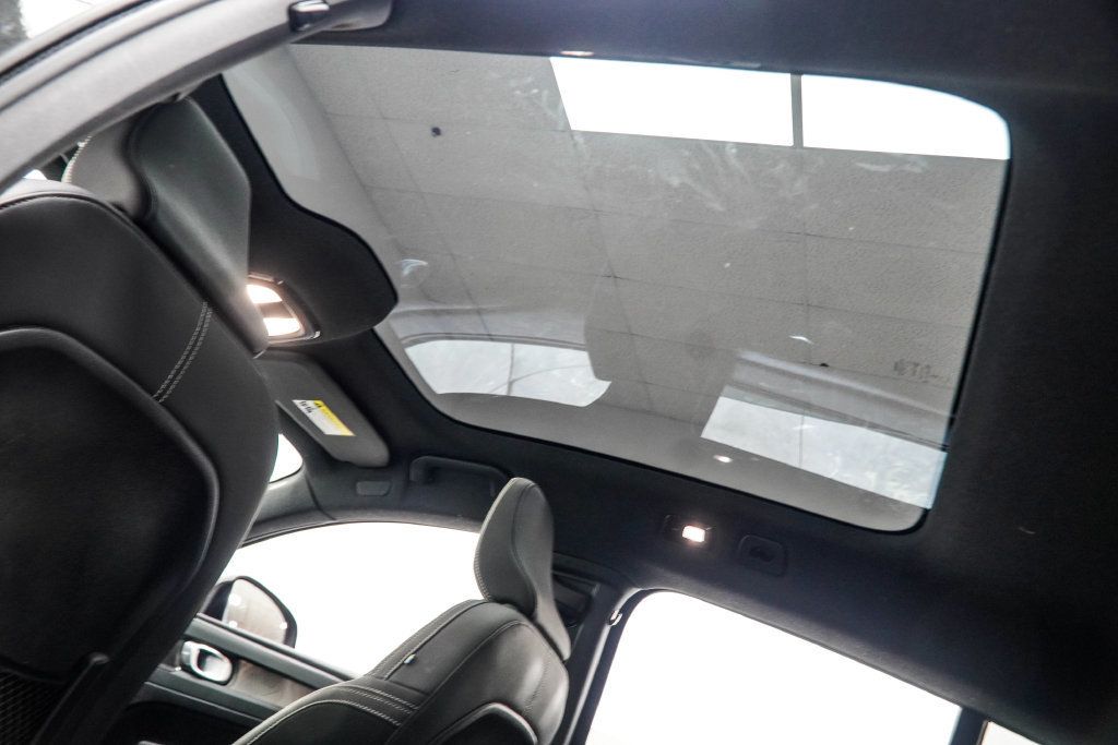 Volvo C40 photo 40