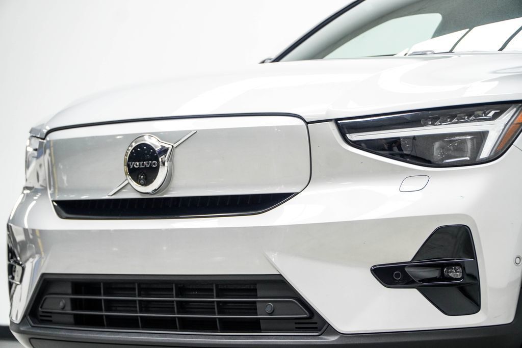 Volvo C40 photo 2